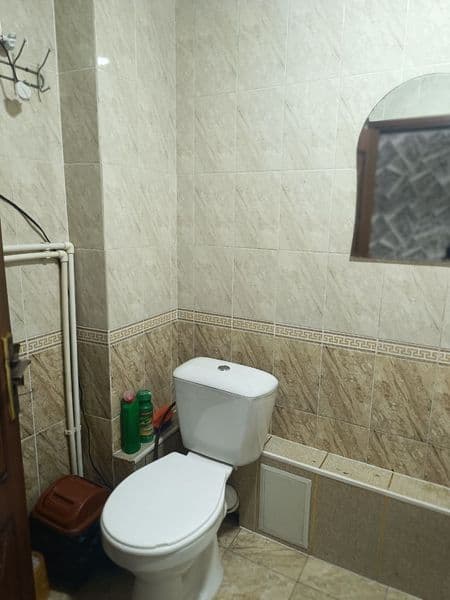 Олмазор<br />
До метро 5 минут пешком.<br />
Квартира проста — фото 3