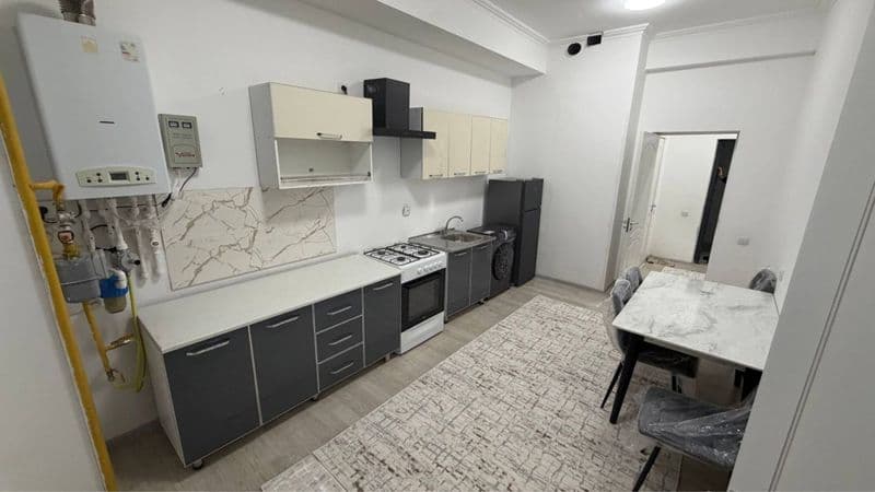 Yangi qurulib botkazilgan kvartira ijaraga beriladi. Holati 