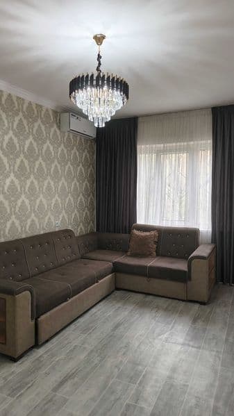 Аренда 1комнатная переделанная в 2<br />
4этаж с ремонтом с 