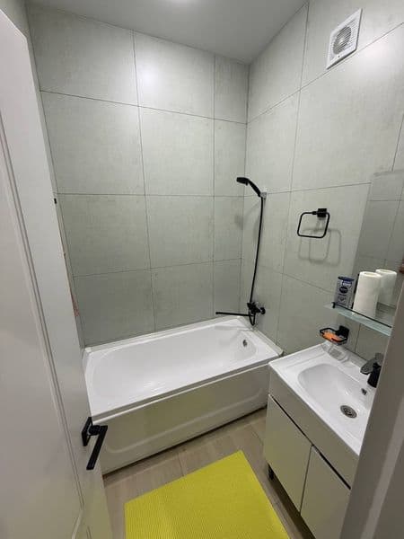 Аренда чиланзар 2.  Одна переделанная на двух.  Есть телевиз — фото 5