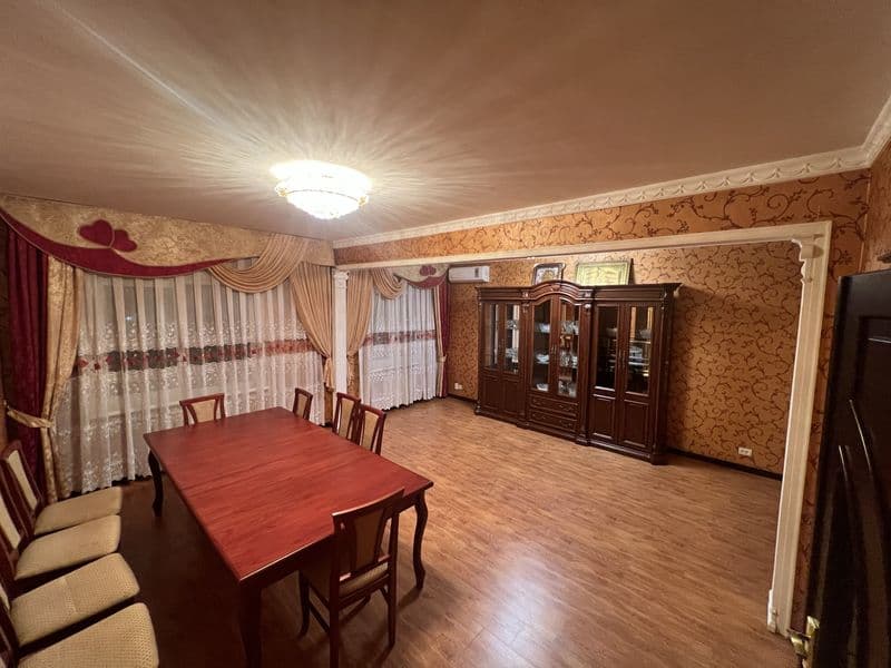 Сдам квартиру только семейным <br />
<br />
4 комнатная <br  — фото 2