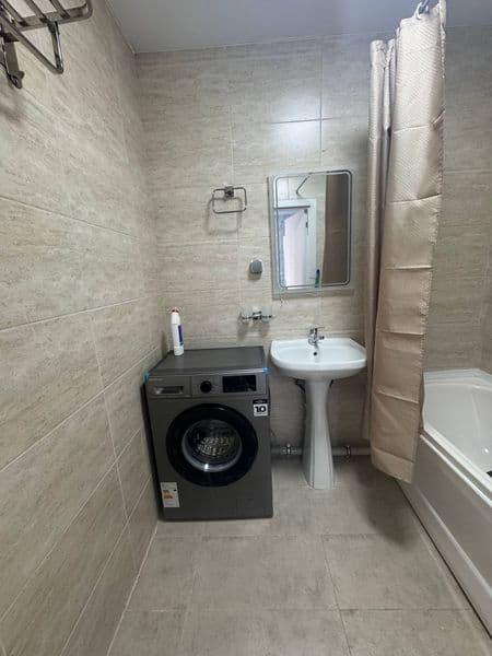 Аренда Паркенский базар <br />
<br />
3 х комнатная <br />
< — фото 2