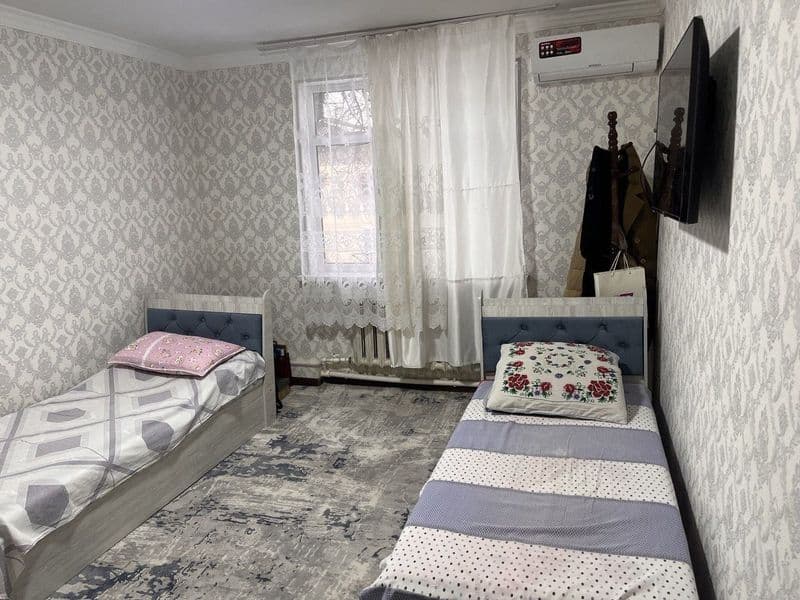 Сдается 1 комнатная квартира Янгихает Спутник 8.<br />
В Дер — фото 4