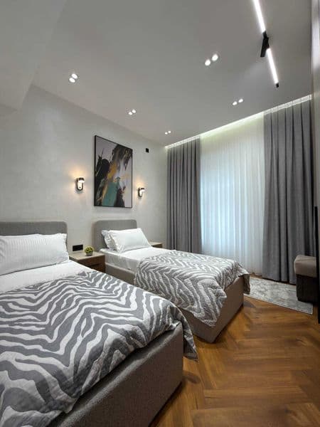 Сдается квартира с красивым ремонтом<br />
<br />
• Район: Ю — фото 4