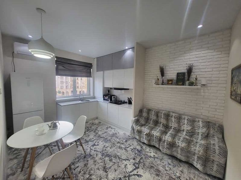 Район: Яшнабадский<br />
Адрес: Паркентский<br />
<br />
Ком — фото 4