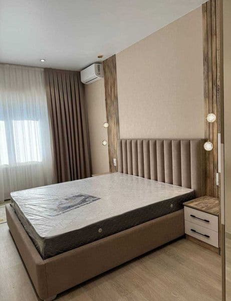 • Район: Мирза Улугбек<br />
<br />
• Комнат: 2<br />
• Этаж — фото 2