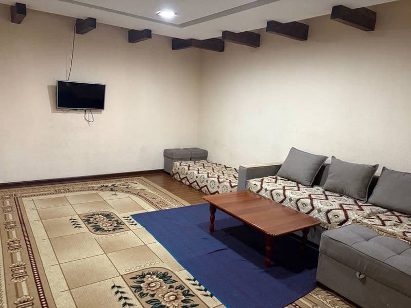 Аренда 15-гор 3/4хона<br />
1-етаж<br />
4-етажка<br />
Майд