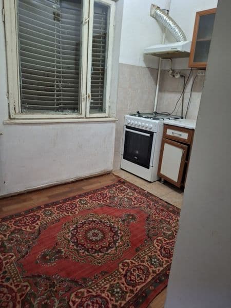 SROJNIY IJARAGA BERILADI 2 XONALI DOM sergili 1 tumanida met