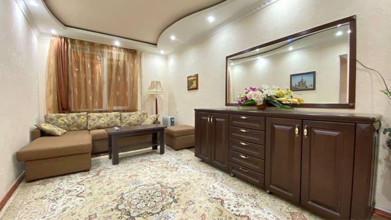 Сдается на Цуме 2 комнатная  квартира <br />
Ориентир: Смарт