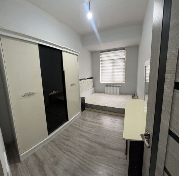 Yosh zagsli oilalar uchun 1 xonali uy Navastroykada <br />
U