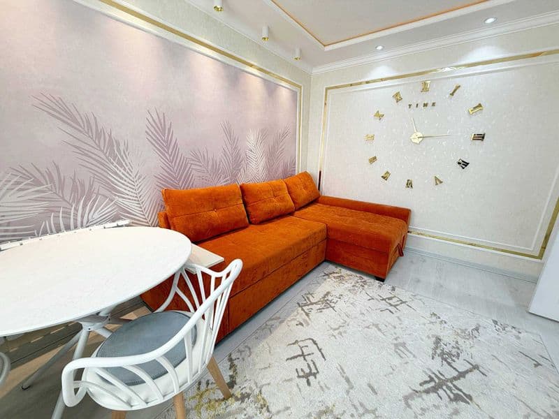 Количество комнат: 1в2 Этаж-2 Этажность-4.<br />
Общая площа