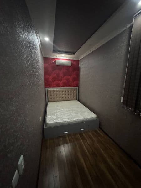 Район - Алмазарский<br />
Ориентир - тансикбоев бозорча<br /