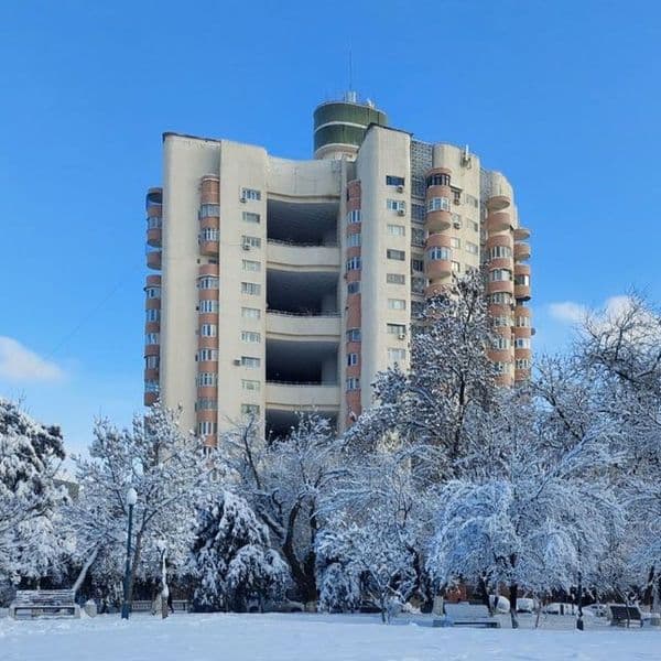 Dostupna 15.07   Срочно! Сдается 4-х комнатная квартира + бо