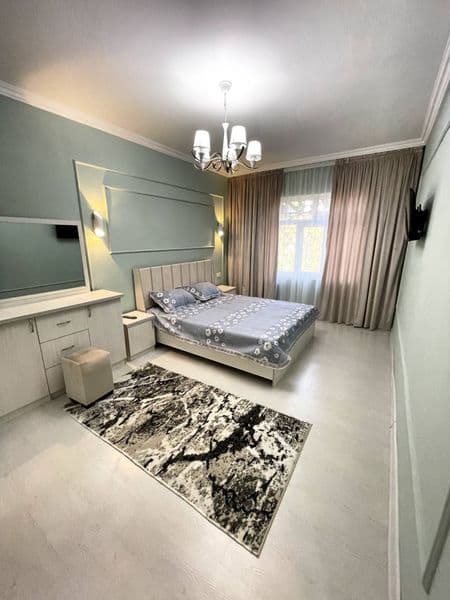 Arenda 3/1/5 yunusobod 15 <br />
Remonti orta toza<br />
Bar