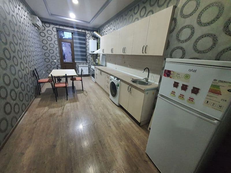 Сдаётся в аренду 4-х комнаятная квартира в элитной новострой — фото 2