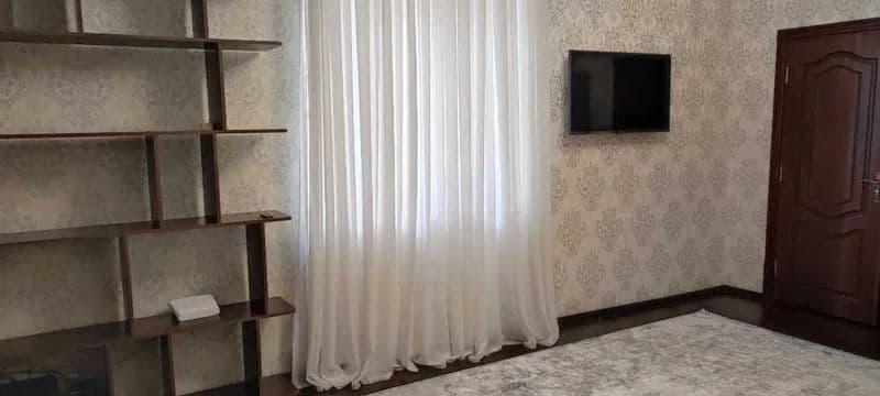 Квартира в центре, охраняемый двор.<br />
Укомплектована меб — фото 4