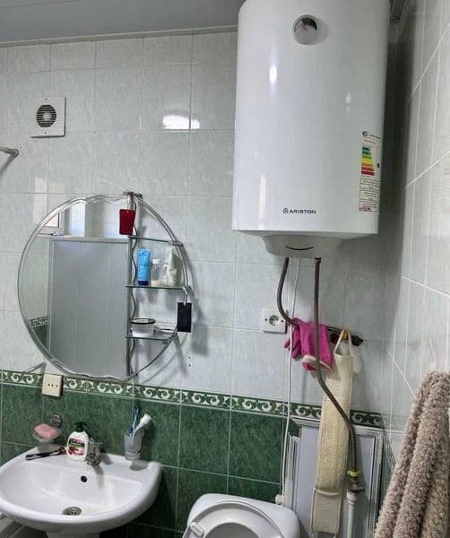 Mirobod Oybek metrosi yaqinida 2 xonali kvartira bor <br />
 — фото 5