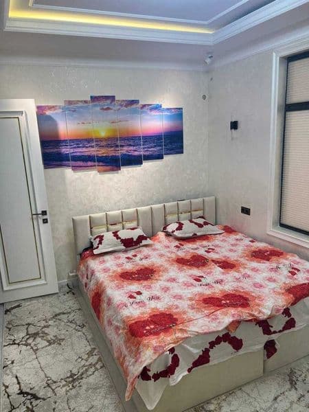 Сдаётся шикарная 2-комнатная квартира в  Зал Фото нет на мес