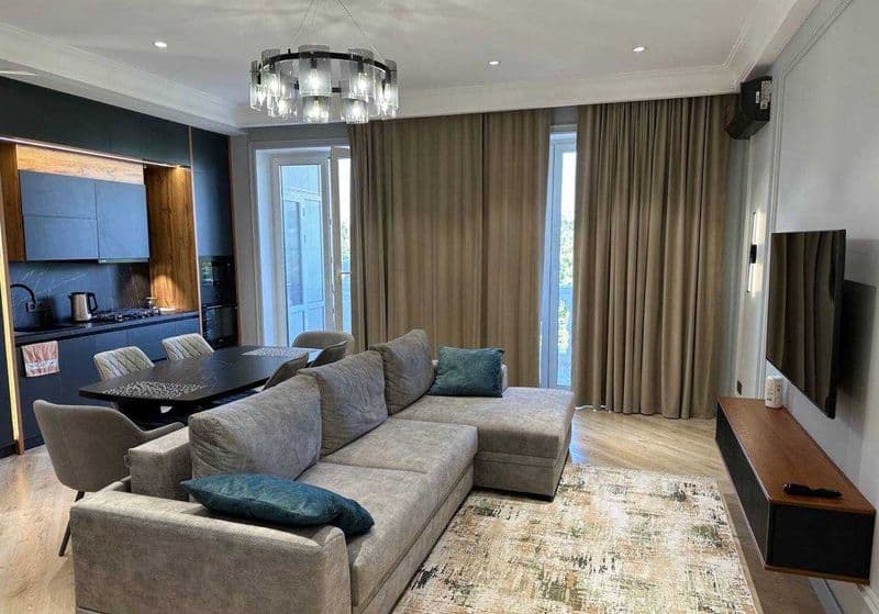 Элитный апартамент:<br />
Район: Мирзо Улугбекиский <br />
К