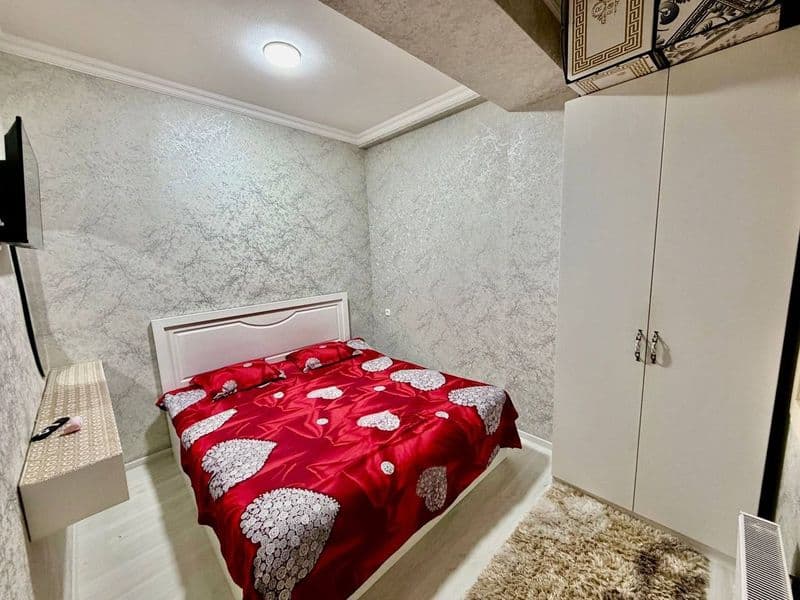 #Юнусобод <br />
<br />
Yunusobod tumani bodomzor. Metro yaq