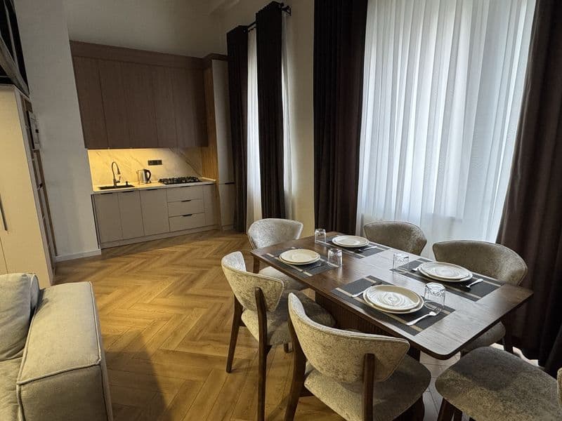 Новая 1-комнатная, двухъярусная квартира после ремонта. Перв — фото 2