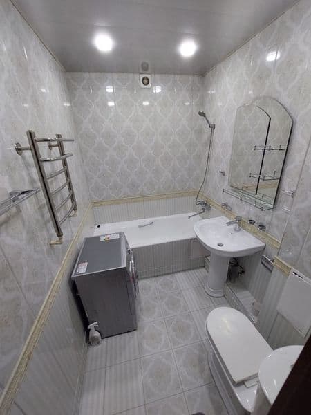 Oybek metrosi yaqinida  metrogacha 50 metr kvartira ijaraga  — фото 3