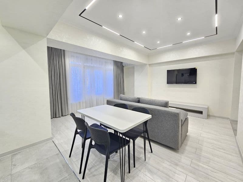 Аренда. М. Ойбек. 2-комн<br />
Посольство Кореи <br />
2/6/9