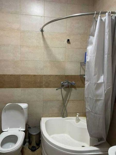 Район: Яшнабадский<br />
Адрес: Махтумкули<br />
<br />
Комн — фото 5