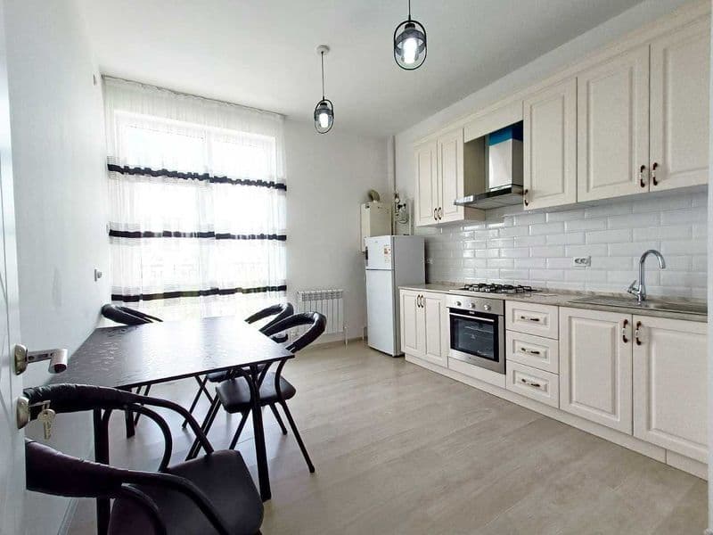 Аренда:<br />
Район #Яшнабад<br />
Ориентир: #Корзинка Авиат