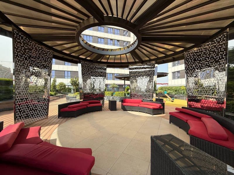 Сдается уютная студия на долгосрочную аренду.<br />
<br />
С