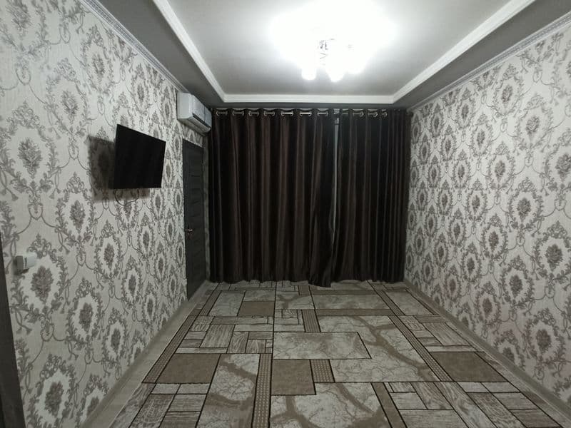 Arenda ijaraga beriladi Mirzo Ulugʻbek metroda 2 xona 3 xona
