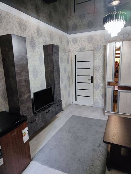 Аренда!!! 1 комнатная на 2 этаже 4 кирпичного дома  бывшее с — фото 2