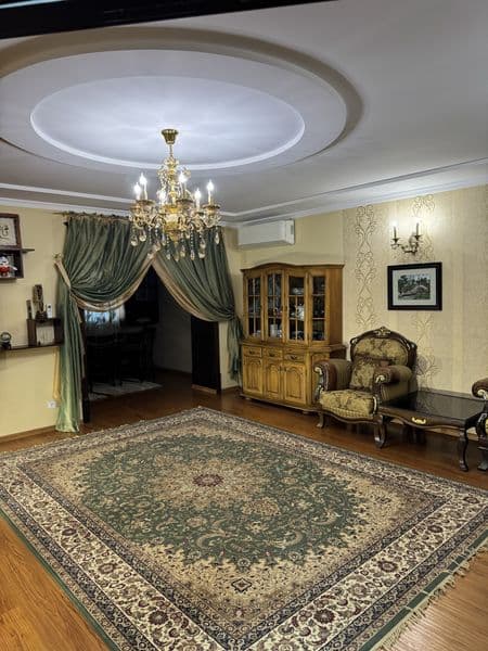 Квартира просторная, в самом центре Ц1. Эко парк в 400 метра