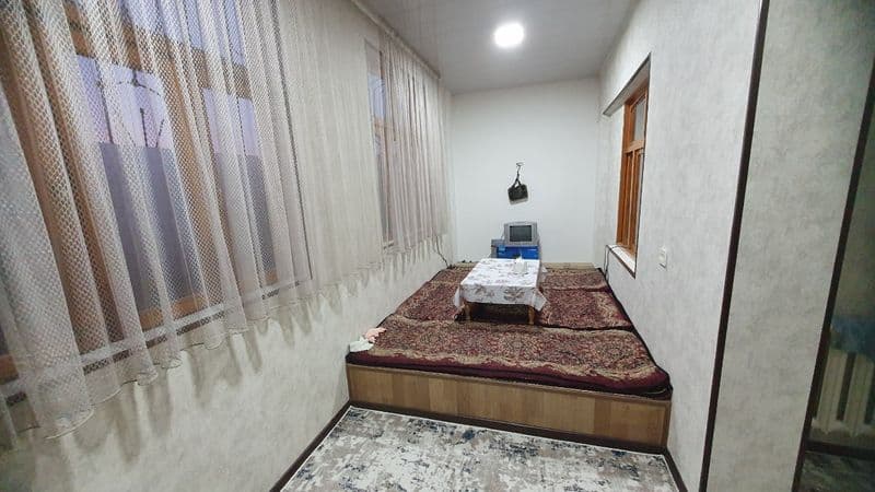 Kvartira arendaga beriladi <br />
.4 xonali sergili 1 <br />