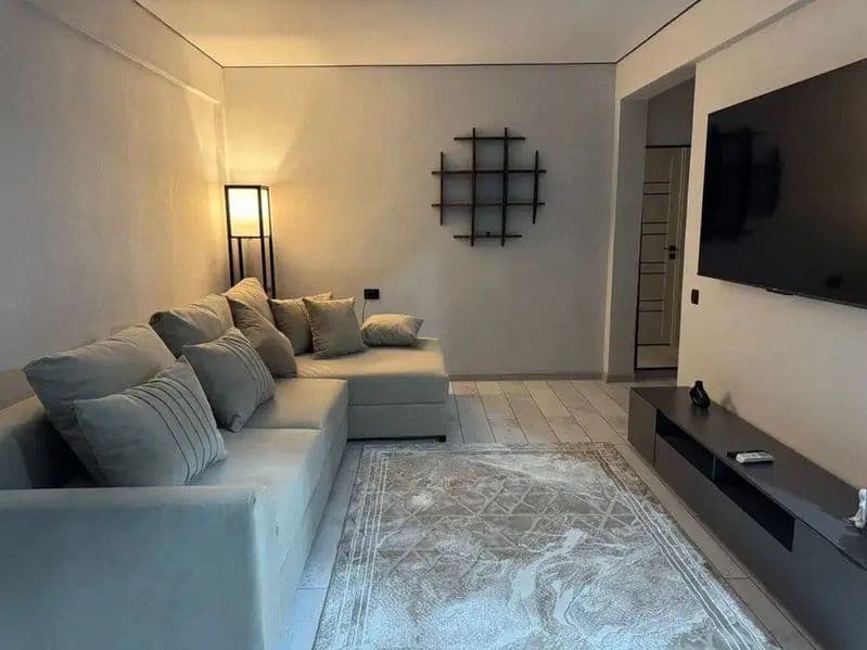 Современная квартира в центре города<br />
<br />
Район: Якк