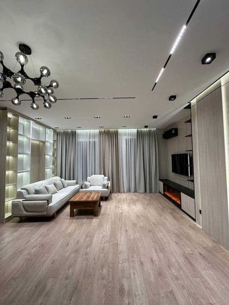 Район: Юнусабадский <br />
Адрес: Алайский<br />
<br />
Комн