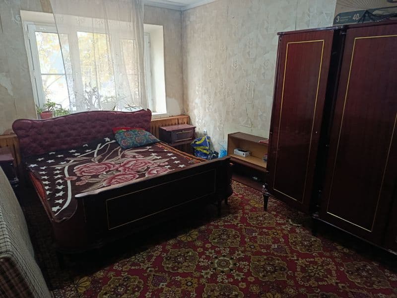 Сдаётся 1 комната в 3х комнатной квартире. Своя. В центре го