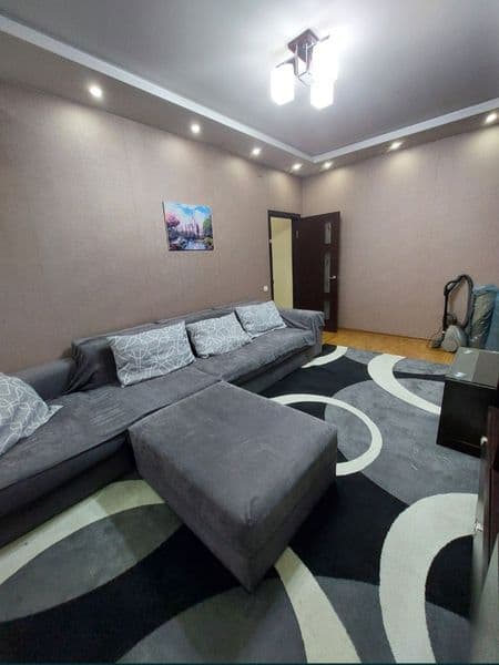 Сдаётся 1-комнатная квартира переделанная в 2/3/5 доме улучш