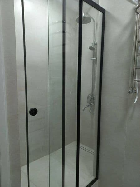 Срочно Сдаю 2-х комнатную Новую квартиру.Для семейной пары с — фото 5