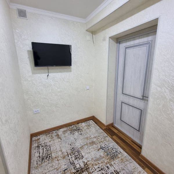 50 кв 9 этажка под офис 1 комната с ремонтом санузел — фото 3