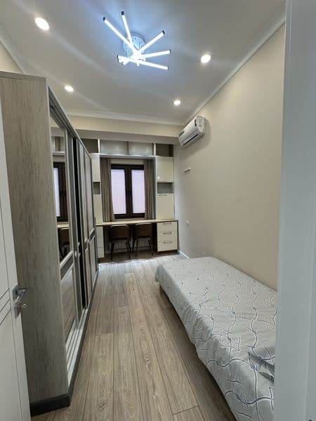 Имеется риелторская услуга 50%!!! Квартира реальная<br />
<b — фото 5