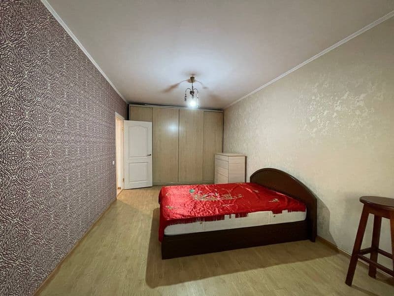 Аренда 2/2/4 , кирпич, лодже 1, 5 -6 . Малосемейка .Ремонт М