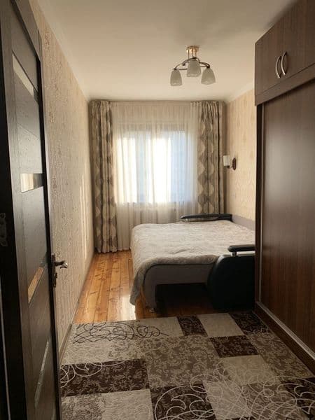 Chilonzor tumanida, Olmazor va Chilonzor metrosi yaqinida 1 