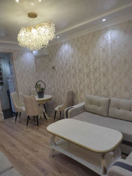 Аренда квартиры Чиланзар 8<br />
1*2/4/4<br />
Семья <br />
