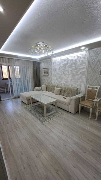 Сдается квартира для семейных<br />
СДАЁТСЯ<br />
<br />
Pай