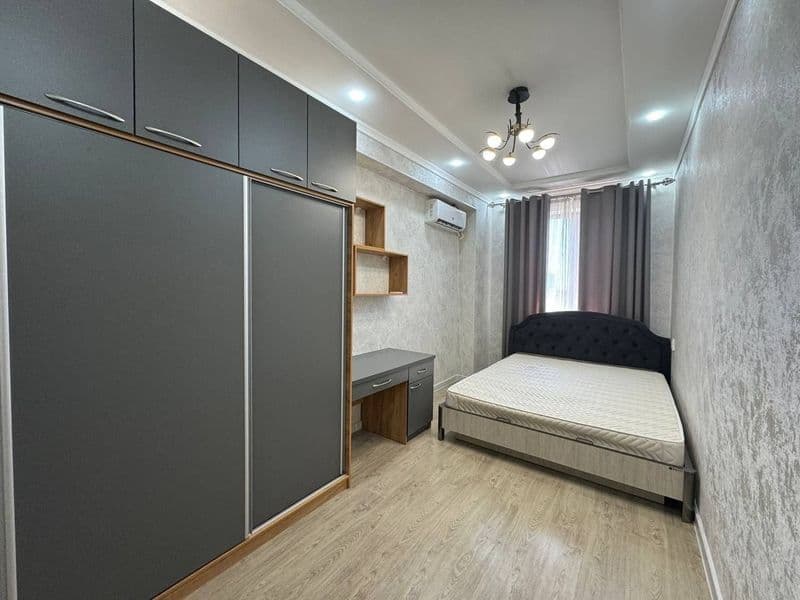 Площадь: 66м² <br />
Комнат: 3 <br />
Этаж: 4 /Этажность:7 < — фото 4