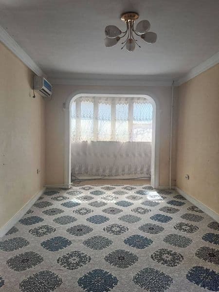 Аренда 2 хона 4 етаж 4 етажли<br />
Коракамиш 2/3 1.хонали 2