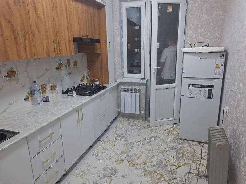 Мискин Маконда 1 хоналик янги хечким яшамаган  квартира арен