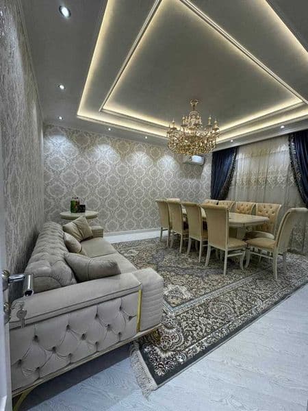 Район: Шайхантахур<br />
Адрес: Чорсу<br />
<br />
• Комнат: — фото 3