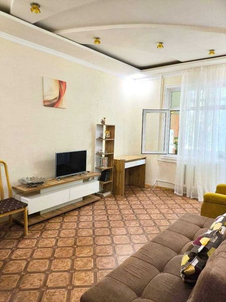 Сдается в аренду 1 комнатная квартира - 1в2/3/5 <br />
недал